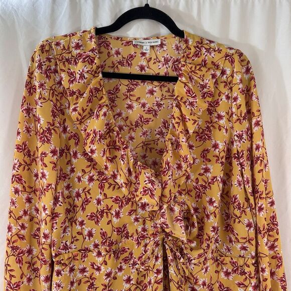Express Rocky Barnes Romper Women's Small Yellow Purple Floral Vneck Long Sleeve - Picture 2 of 8